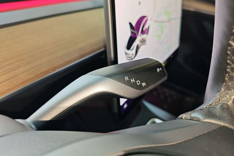 Tesla Model 3 2021 imagem de carro #24