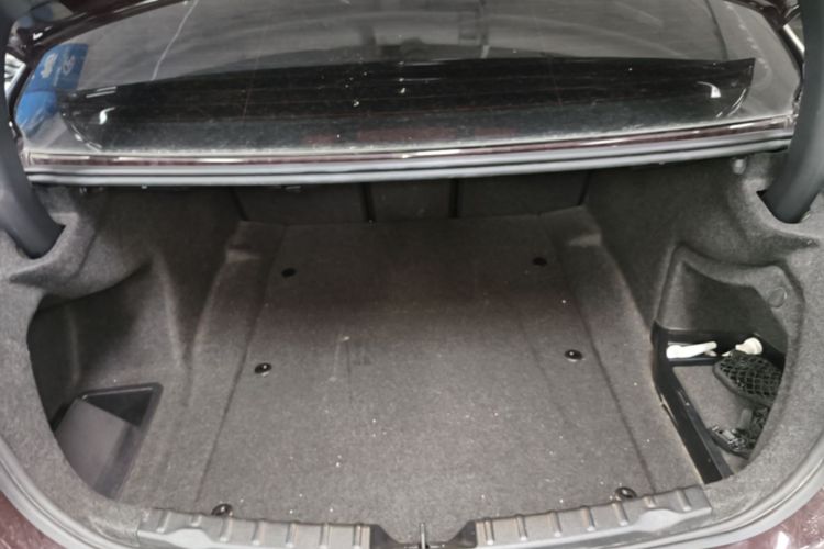 BMW 3 Series 2017 car image #19