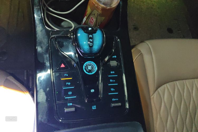 比亚迪 汉 2025 汽车图片 #16