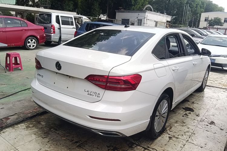 Volkswagen Lavida 2020 صورة سيارة #5