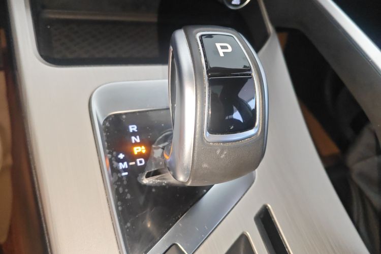 GEELY Coolray 2020 #14 GEELY Coolray 2020 car image #14