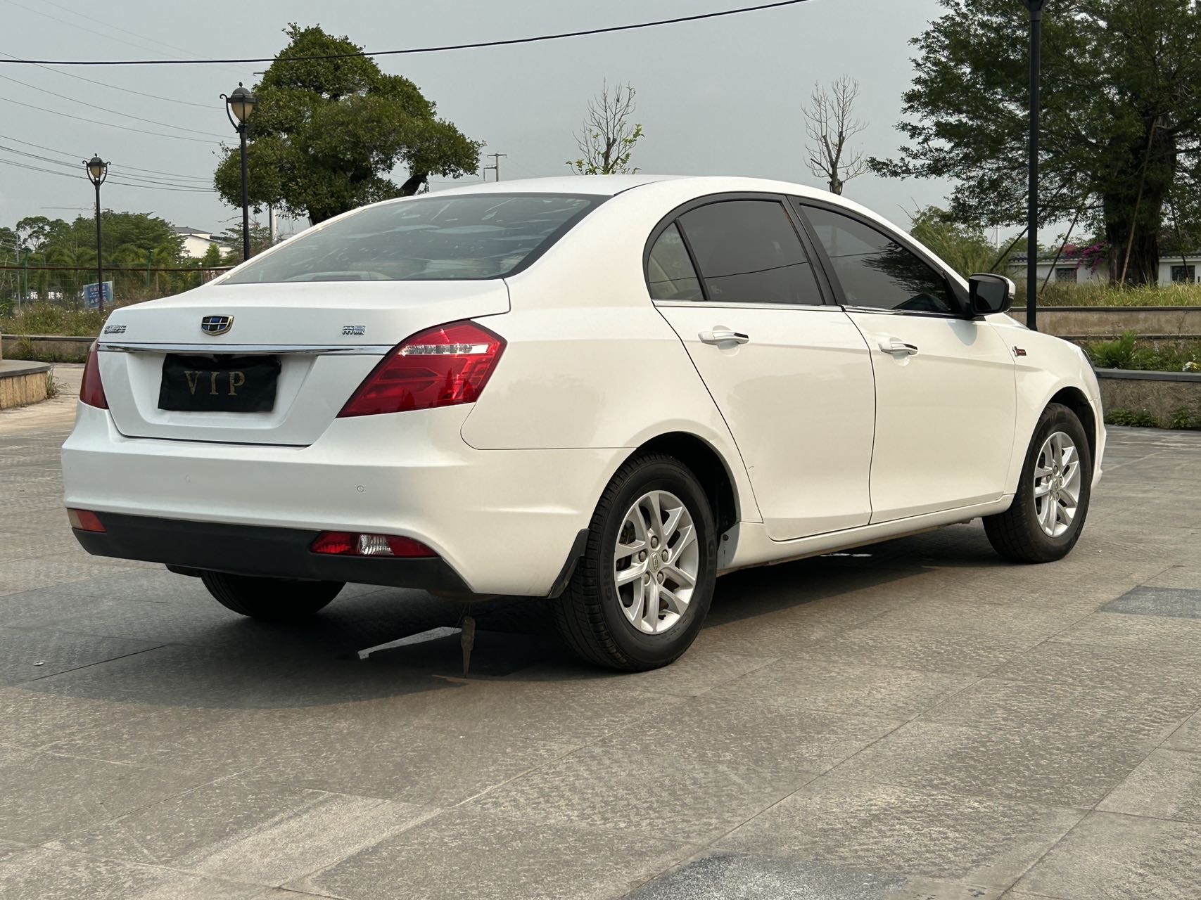 GEELY Emgrand 2017 صورة سيارة #5