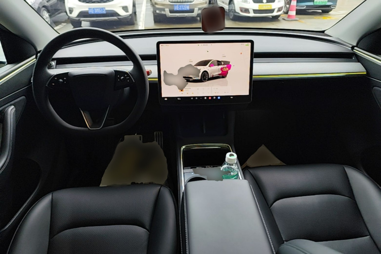 Tesla Model Y 2023 #10 Tesla Model Y 2023 car image #10
