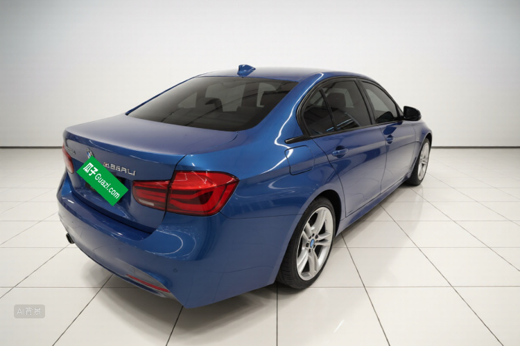 BMW 3 Series 2018 car image #7