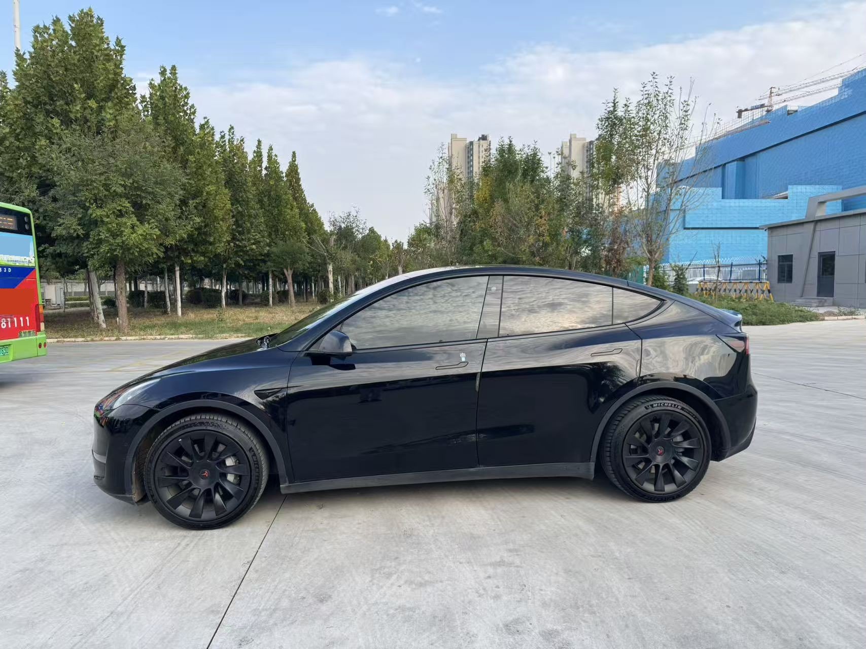 Tesla Model Y 2021 #4 Tesla Model Y 2021 immagine di auto #4