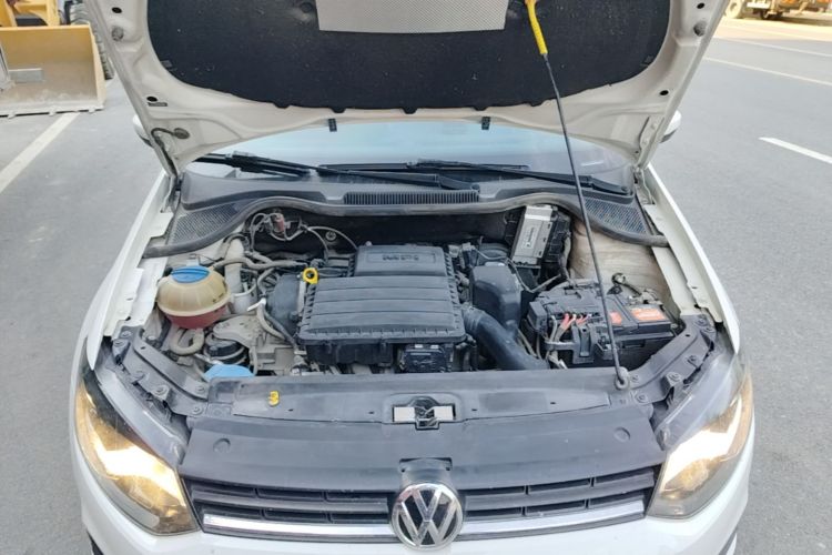 Volkswagen Polo 2018 car image #22