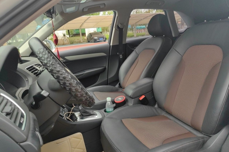 Audi Q3 2019 #19 Audi Q3 2019 car image #19