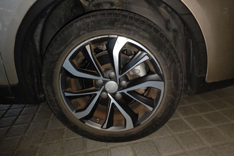 GEELY Emgrand GS 2020 car image #6