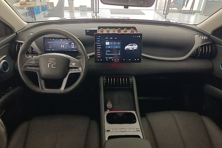 BYD Yuan Plus 2025 #10 BYD Yuan Plus 2025 صورة سيارة #10