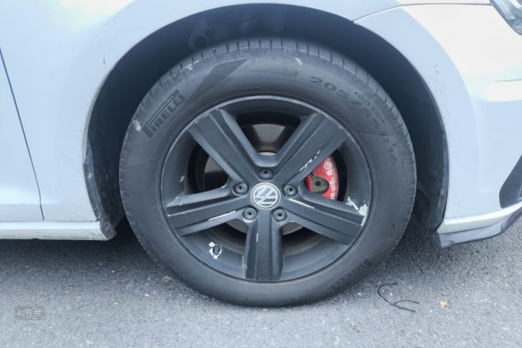 Volkswagen Golf 2016 car image #9