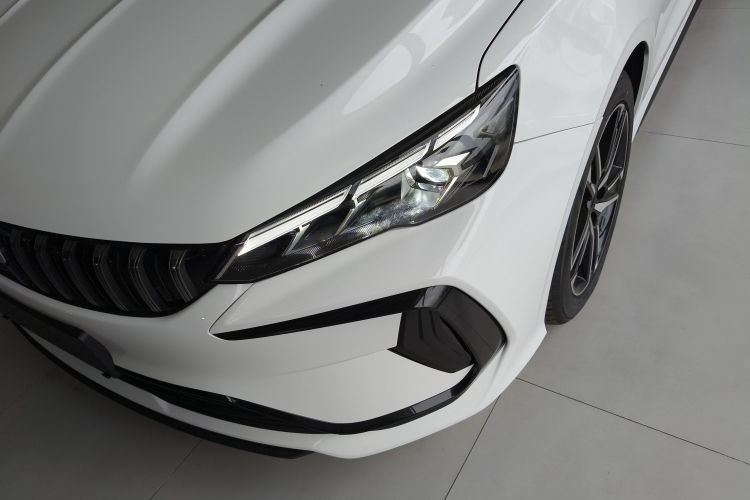 GEELY Binray 2026 #23 GEELY Binray 2026 car image #23