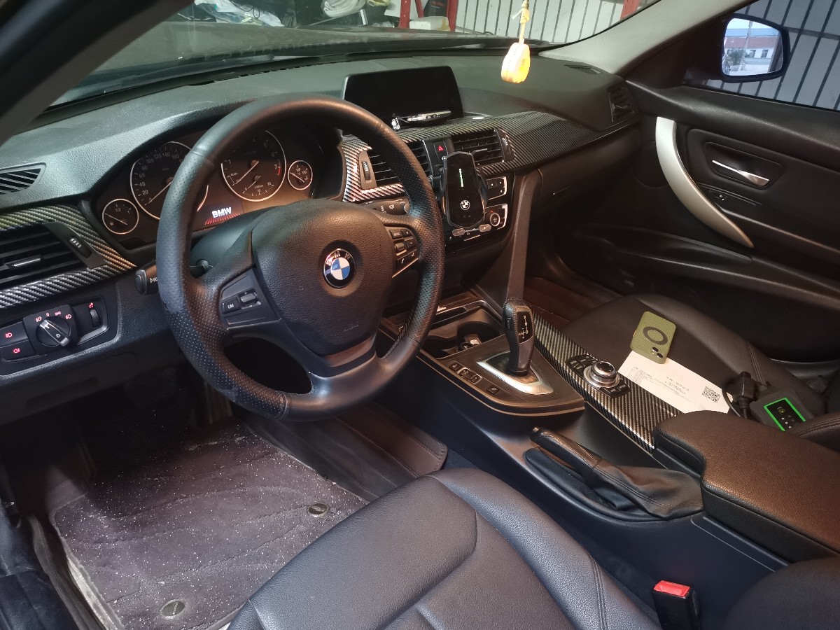 BMW 3 Series 2016 #6 BMW 3 Series 2016 car image #6