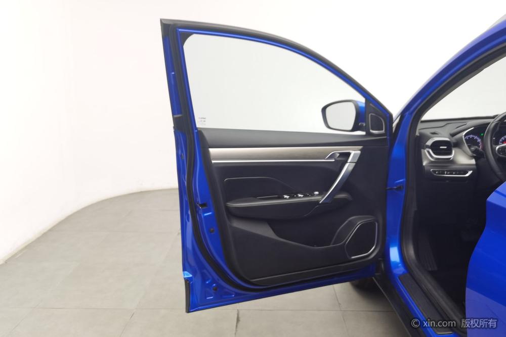 GEELY Coolray 2019 car image #22