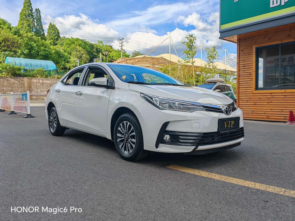 Toyota Corolla 2019 #3 Toyota Corolla 2019 car image #3