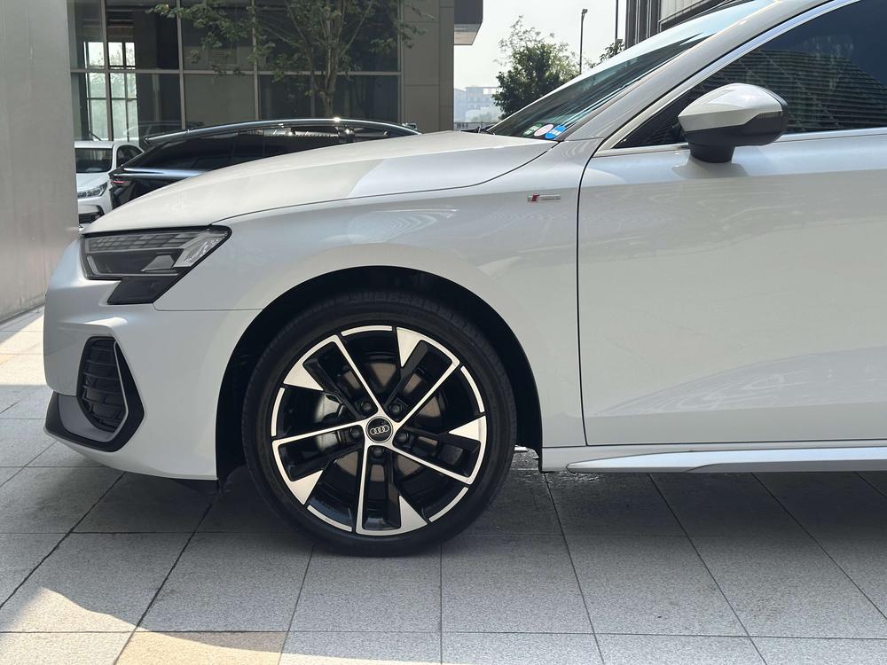 Audi A3 2026 #5 Audi A3 2026 صورة سيارة #5