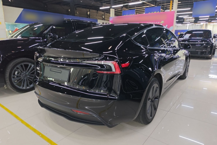 Tesla Model 3 2023 #5 Tesla Model 3 2023 car image #5
