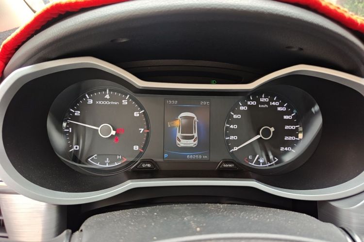 GEELY Emgrand GS 2019 car image #12
