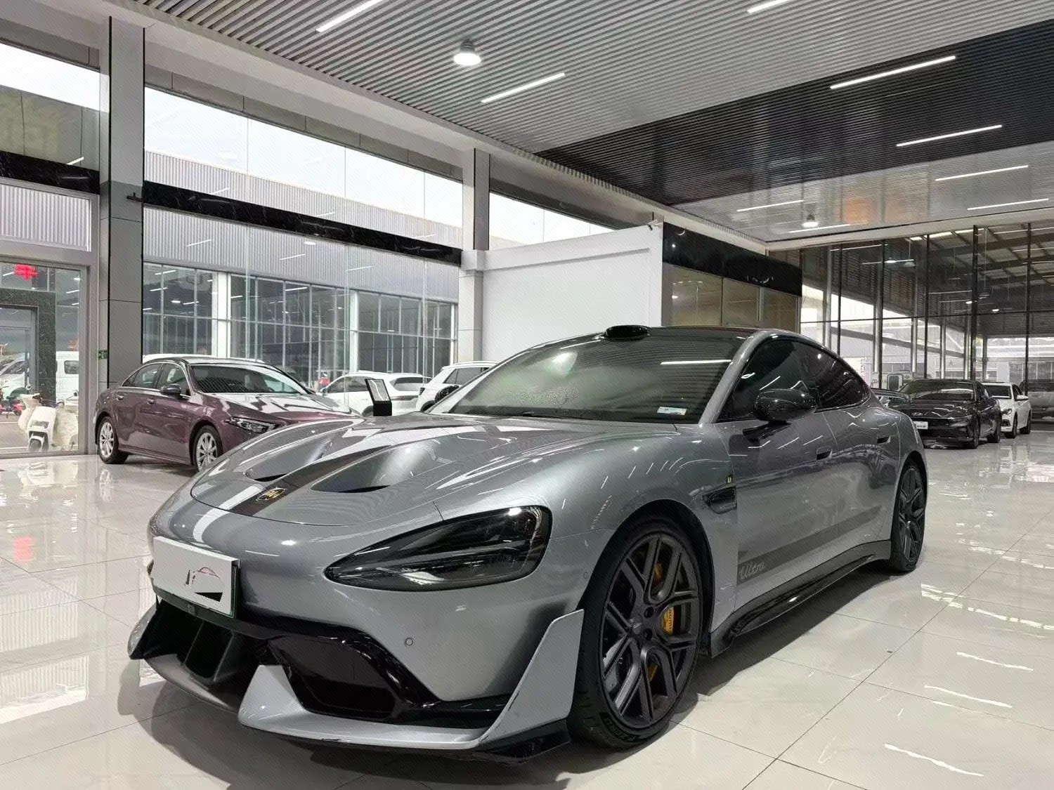 MI SU7 Ultra 2025 car image 
