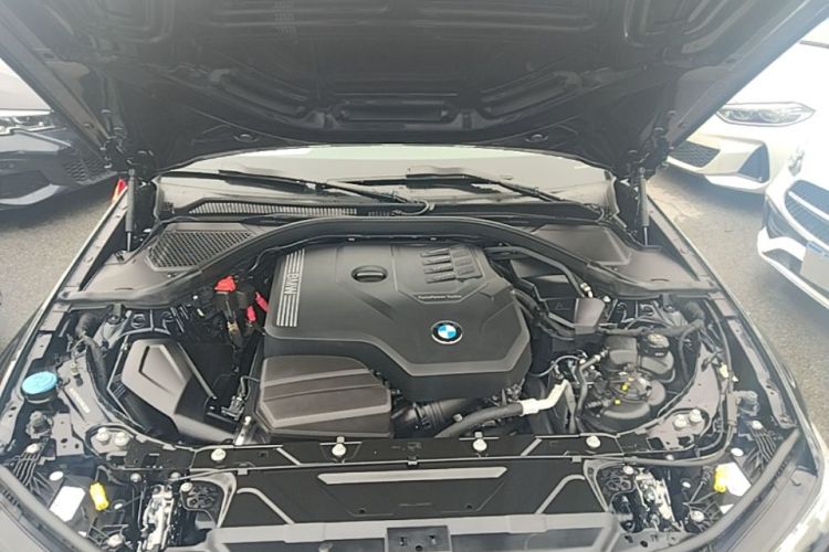 BMW 3 Series 2024 car image #20