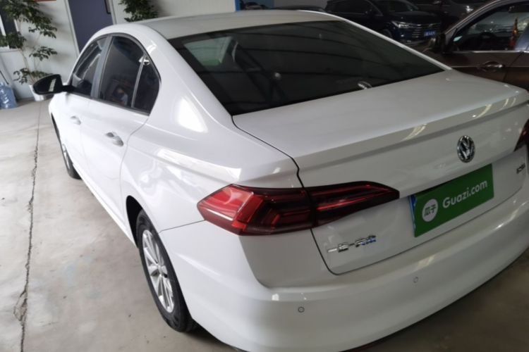 Volkswagen Bora 2019 car image #5