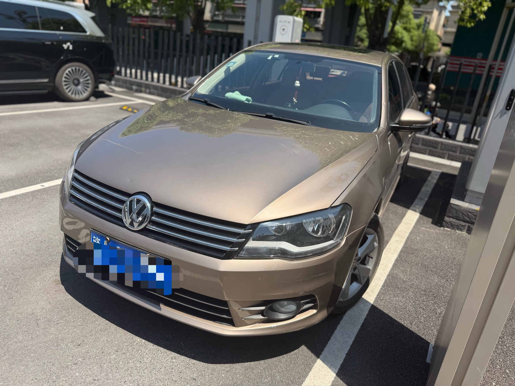 Volkswagen Bora 2014 car image 