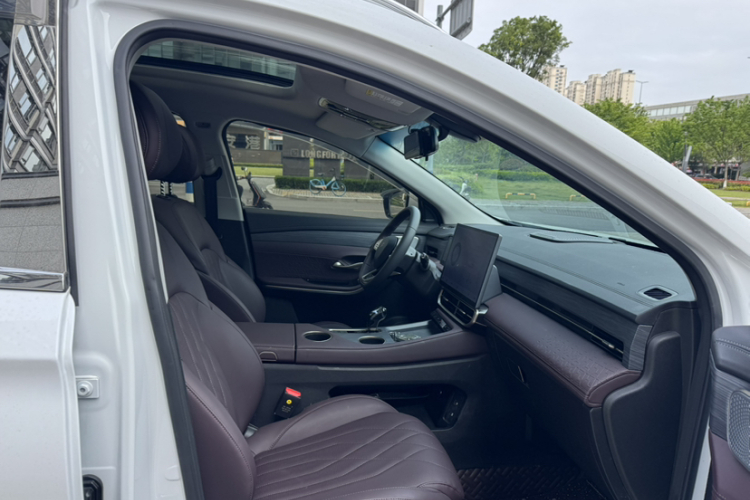 Jetour X90 PRO 2025 #18 Jetour X90 PRO 2025 car image #18