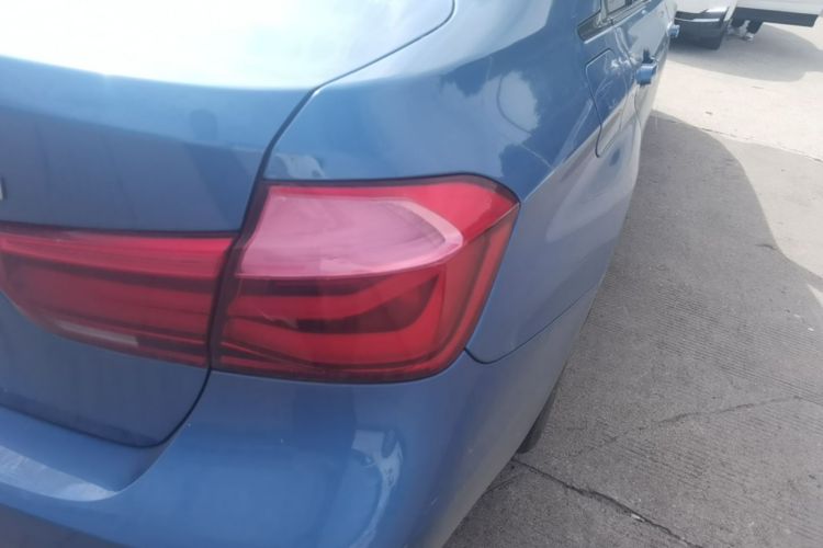 BMW 3 Series 2019 #8 BMW 3 Series 2019 car image #8