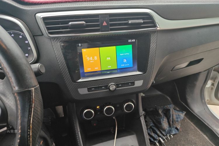 MG ZS 2017 #15 MG ZS 2017 car image #15