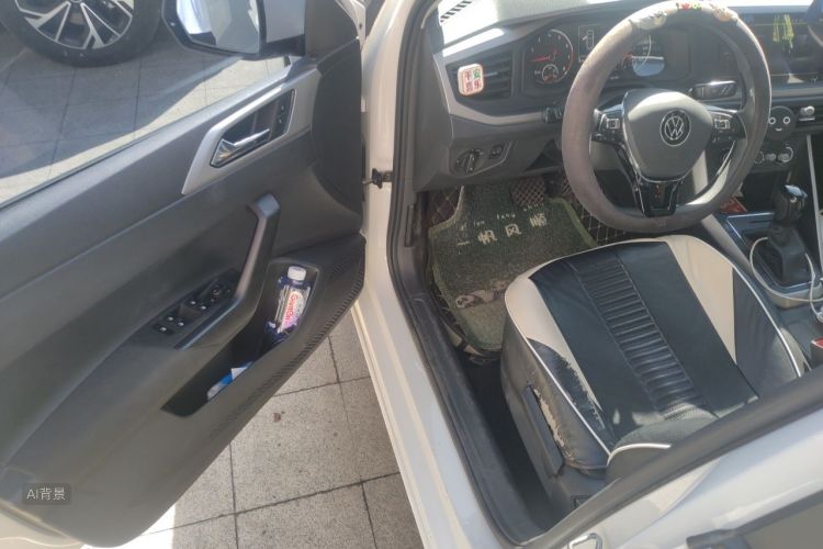 Volkswagen Polo 2021 car image #18
