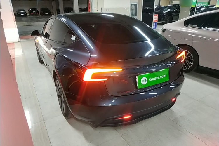 Tesla Model 3 2024 #5 Tesla Model 3 2024 car image #5