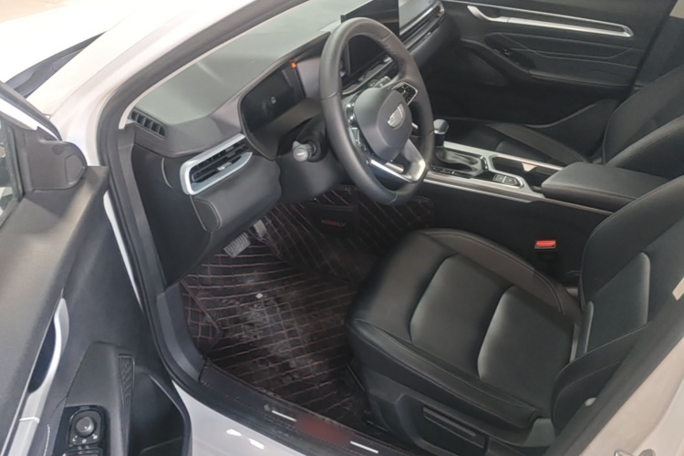 GEELY Emgrand 2025 car image #12