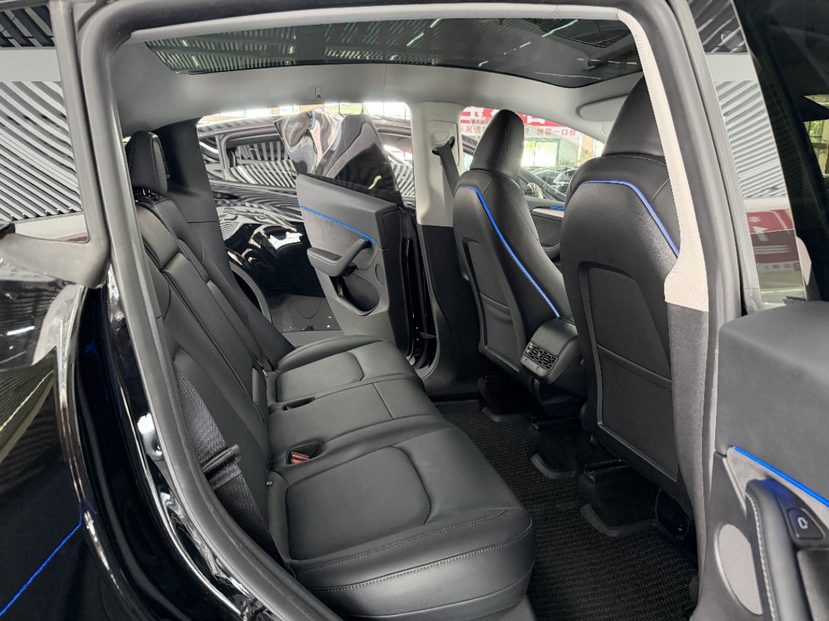 Tesla Model Y 2023 #6 Tesla Model Y 2023 car image #6