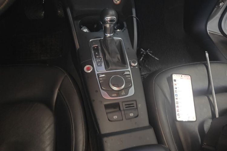Audi A3 2016 car image #14