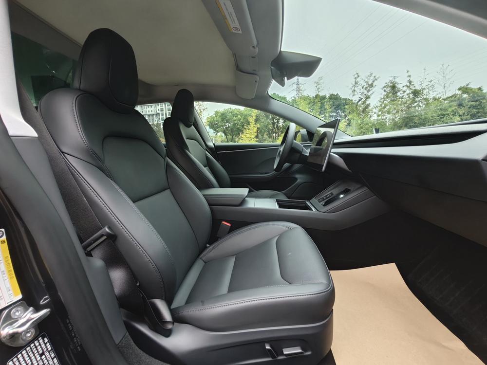 Tesla Model 3 2024 car image #15