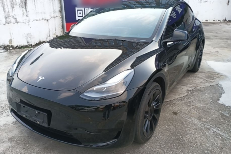 Tesla Model Y 2022 #2 Tesla Model Y 2022 car image #2