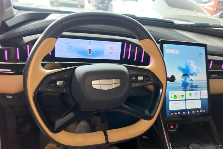 GEELY Boyue L 2023 car image #11