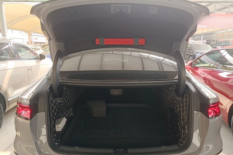 BYD Han 2025 #21 BYD Han 2025 immagine di auto #21