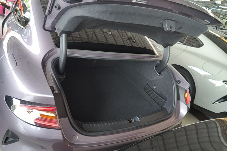 MI SU7 2025 car image #19