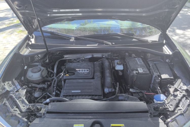 Audi Q3 2021 car image #22
