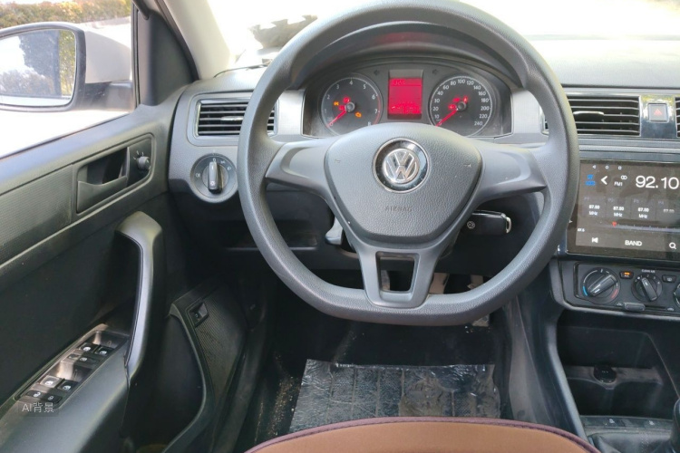 Volkswagen Santana 2021 car image #12