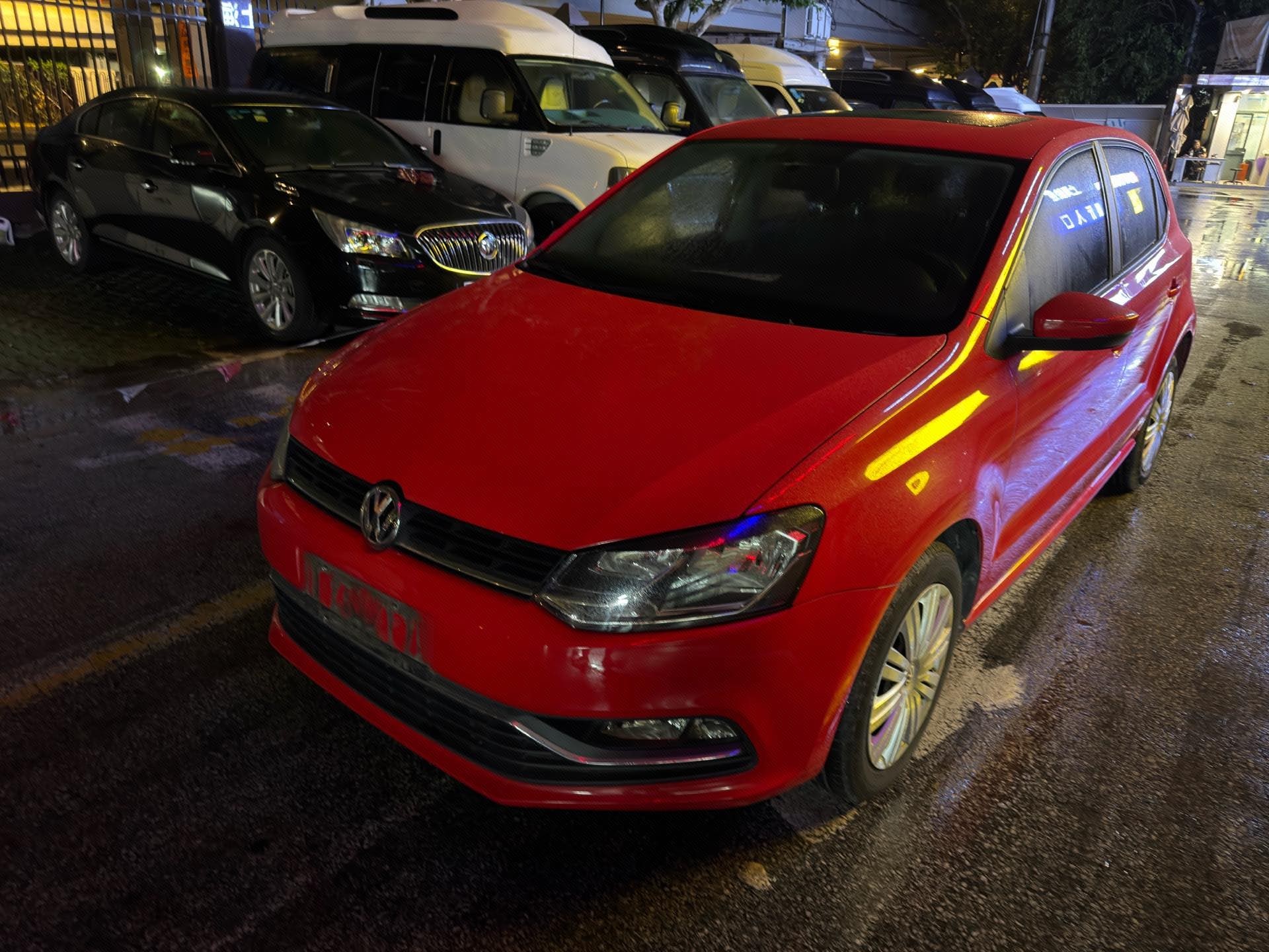 Volkswagen Polo 2017 car image 