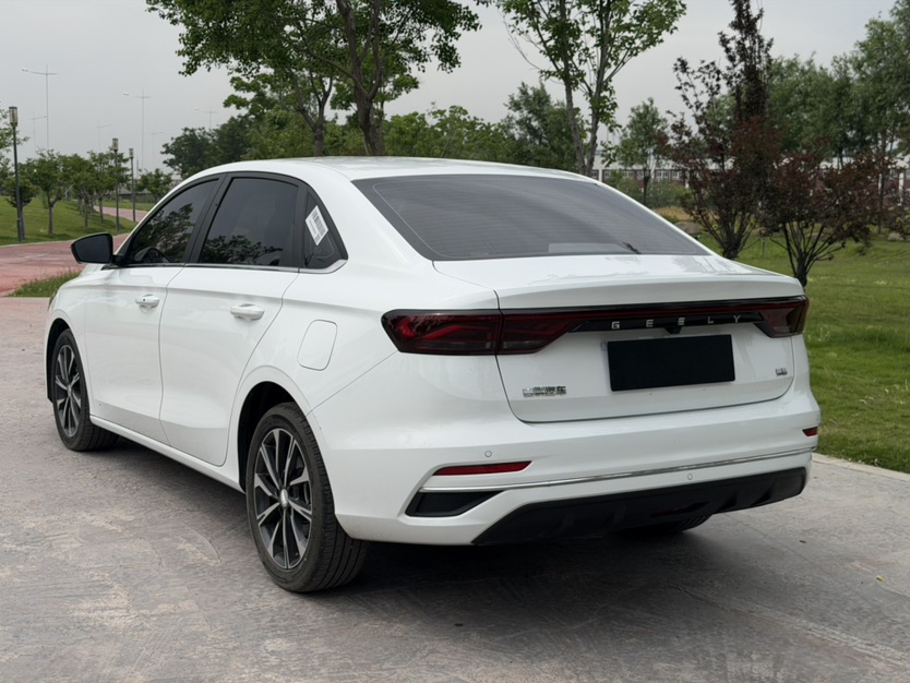 GEELY Emgrand 2024 car image #4