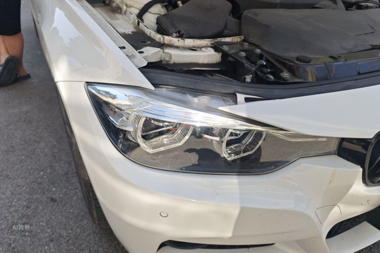 BMW 3 Series 2018 #8 BMW 3 Series 2018 car image #8