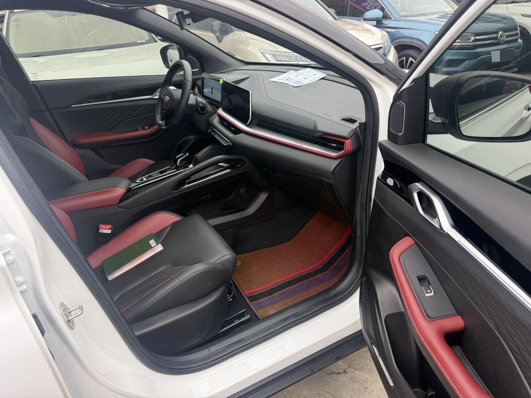 GEELY Coolray 2023 #7 GEELY Coolray 2023 car image #7