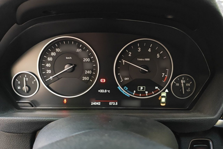 BMW 3 Series 2019 #16 BMW 3 Series 2019 car image #16