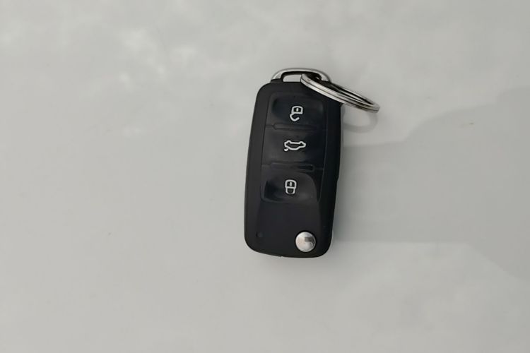 Volkswagen Lavida 2016 car image #9