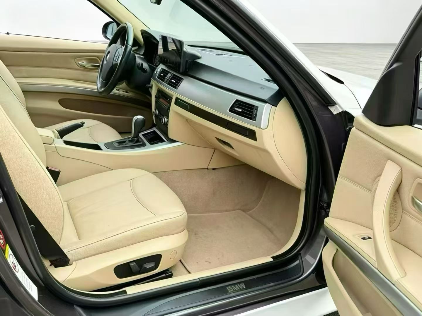 BMW 3 Series 2007 #8 BMW 3 Series 2007 car image #8