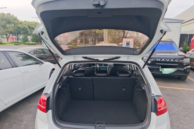 Volkswagen Golf 2015 car image #19
