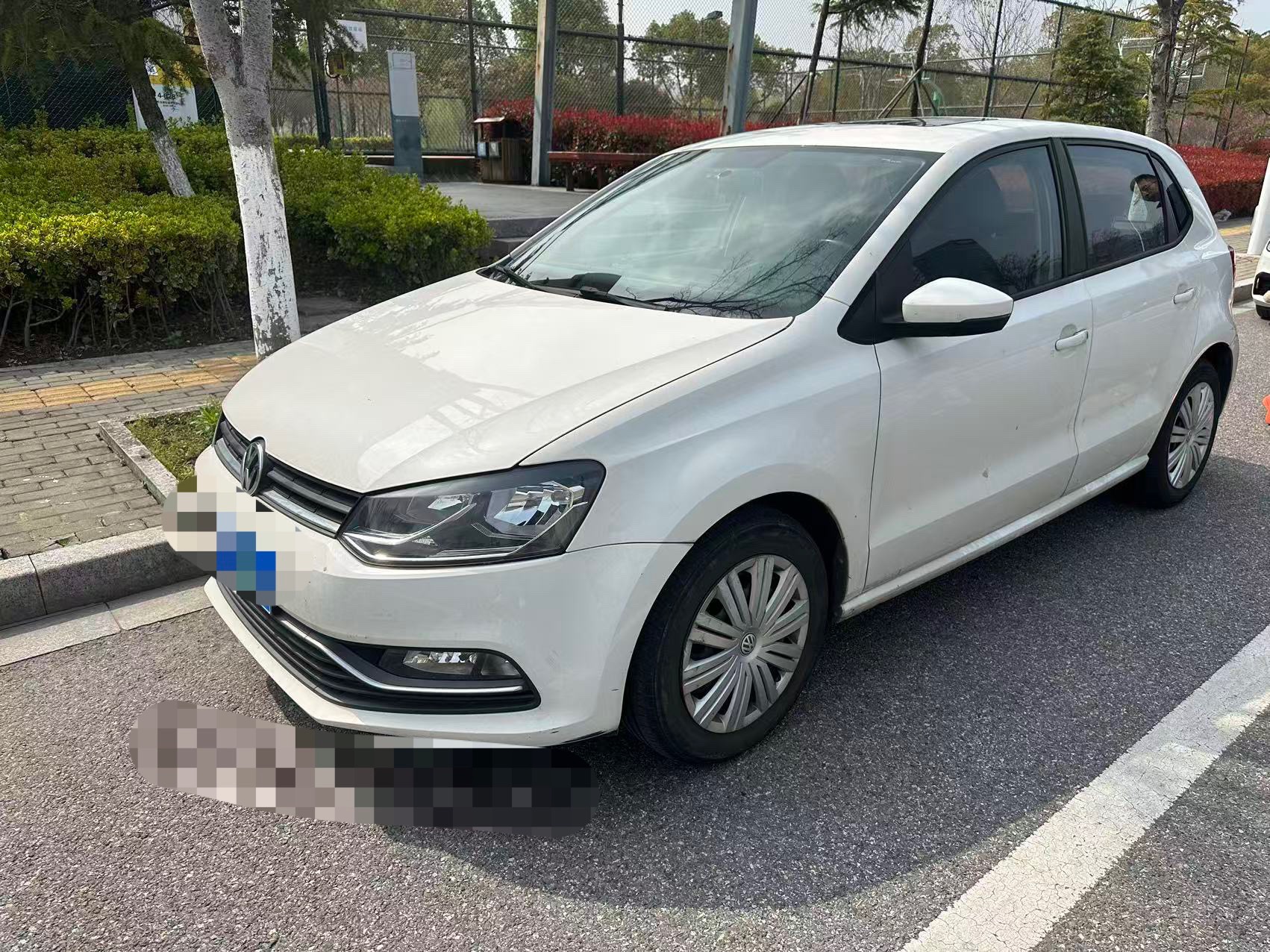 Volkswagen Polo 2017 Volkswagen Polo 2017 car image