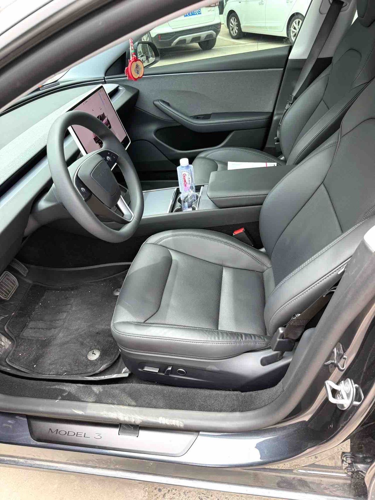 Tesla Model 3 2025 #6 Tesla Model 3 2025 car image #6